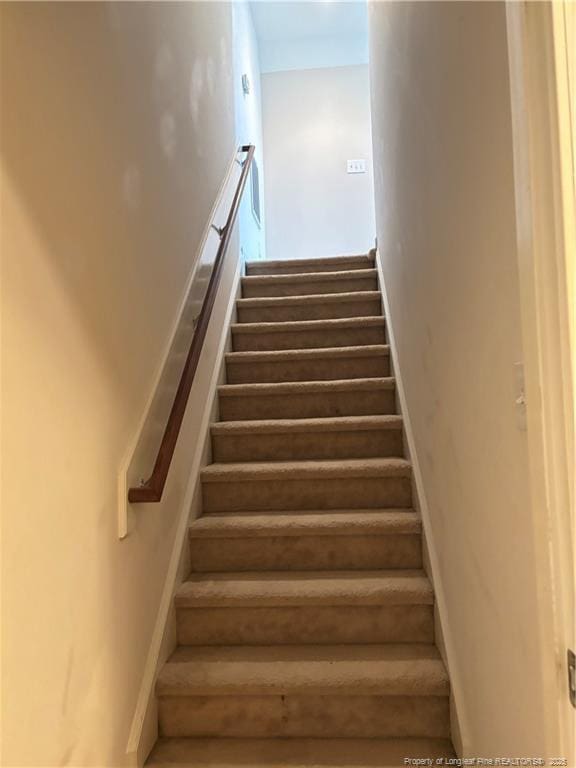 5733 Azure Dr, Hope Mills, NC 28348 - view of stairway