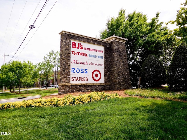 9141 Falkwood Rd, Raleigh, NC 27617 - exterior view