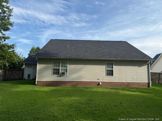 5516 Hall Glen Dr, Hope Mills, NC 28348 - back of house with cooling unit