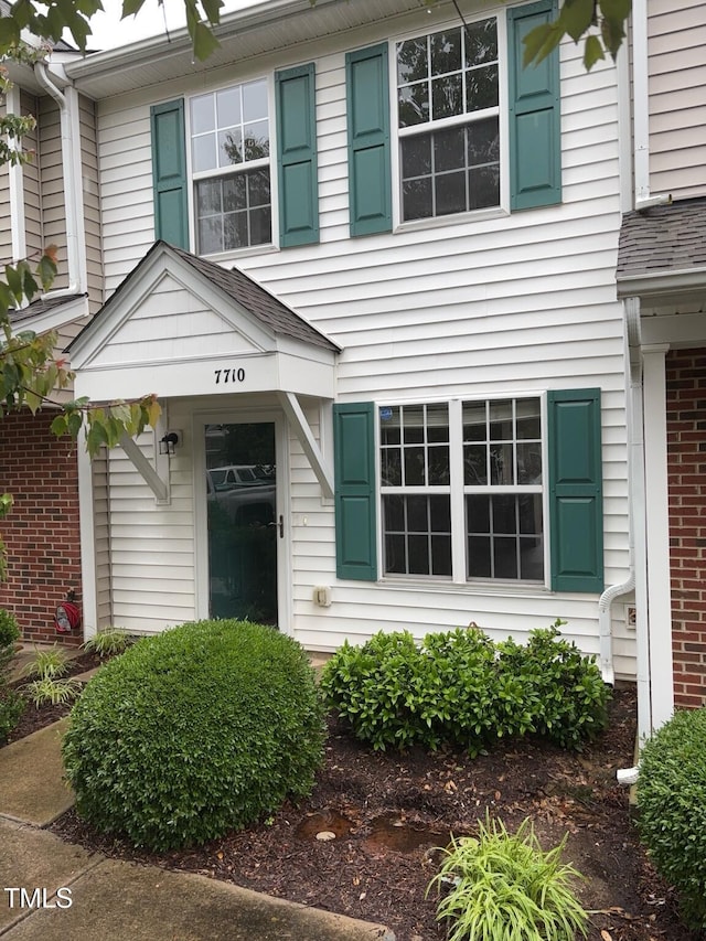 7710 River Field Dr, Raleigh, NC 27616 - view of doorway to property