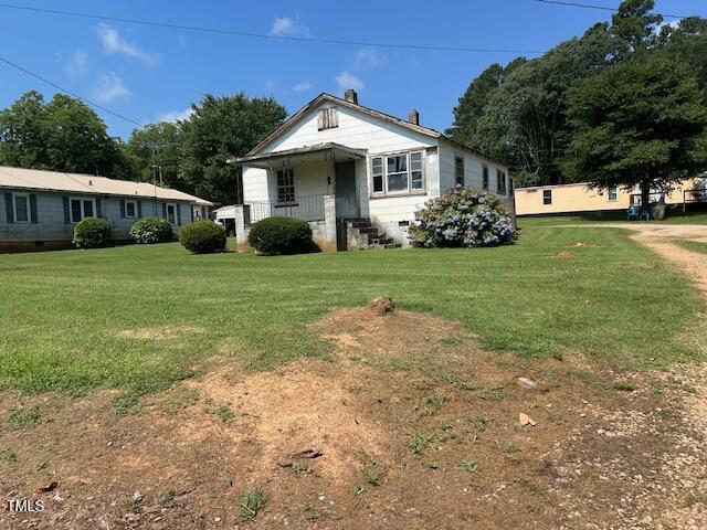 311 N Bute St, Warrenton, NC 27589 - photo 1