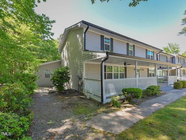 225 Douglas St, Holly Springs, NC 27540 - photo 4