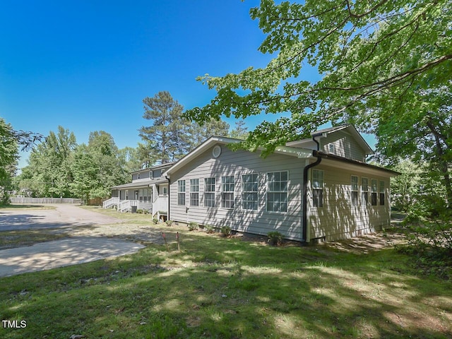 225 Douglas St, Holly Springs, NC 27540 - photo 7