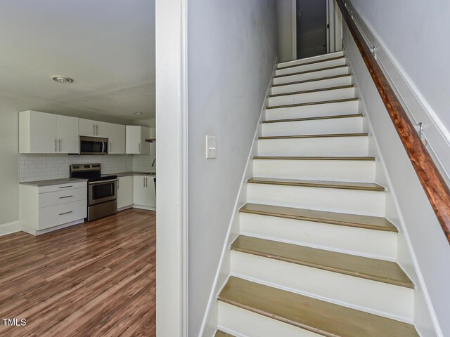 225 Douglas St, Holly Springs, NC 27540 - photo 50