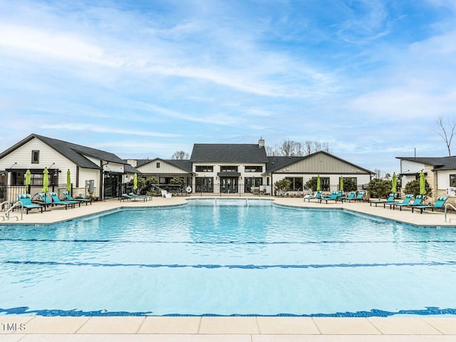 287 Aspen Ave, Pittsboro, NC 27312 - community pool with a patio area