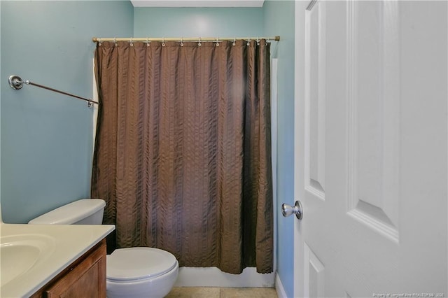 177 Lamplighter Way, Spring Lake, NC 28390 - full bathroom with toilet, vanity, and a shower with curtain
