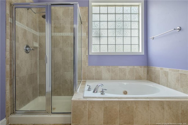 177 Lamplighter Way, Spring Lake, NC 28390 - bathroom with a jetted tub and a stall shower