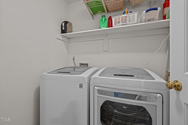 15 Smoketree Ct, Durham, NC 27712 - washroom with separate washer and dryer
