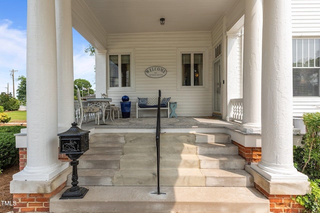 309 W Divine St, Dunn, NC 28334 - view of covered porch