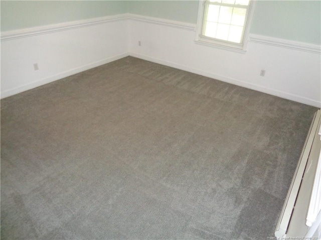 711 Fairview St, Fayetteville, NC 28312 - unfurnished room with carpet flooring