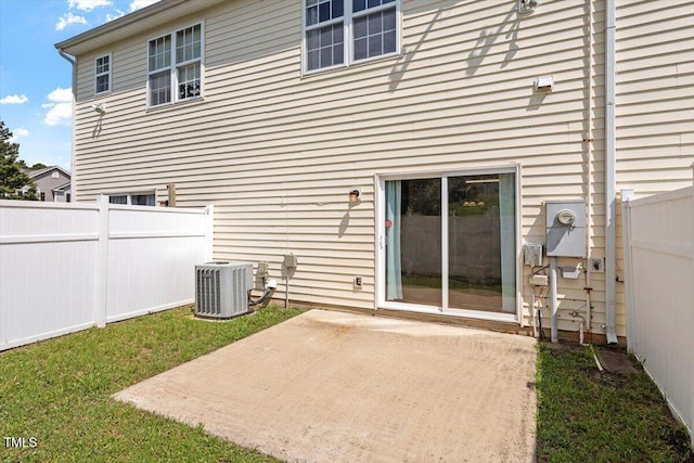 1109 Hadel Pl, Knightdale, NC 27545 - rear view of property with a patio