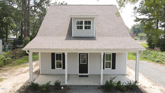 202 E S St, Fremont, NC 27830 - view of front of house featuring covered porch