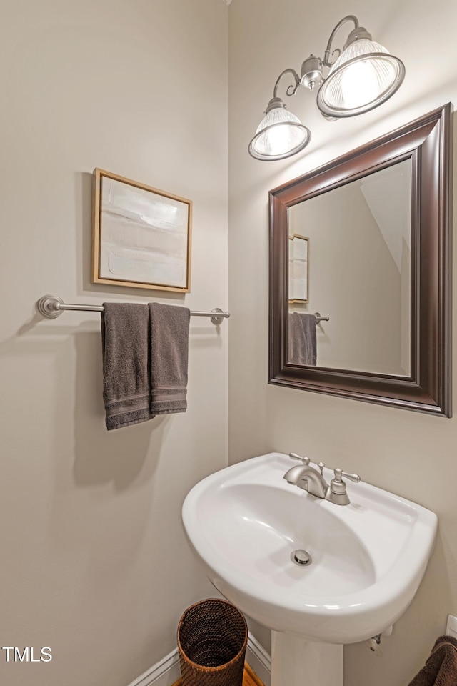 102 Sevendales Dr, Goldsboro, NC 27534 - bathroom with a sink