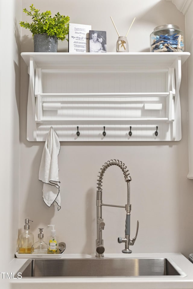 102 Sevendales Dr, Goldsboro, NC 27534 - mudroom featuring a sink