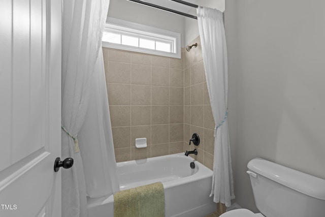 427 Cedar Pond Ct, Knightdale, NC 27545 - full bath featuring shower / bath combination with curtain and toilet