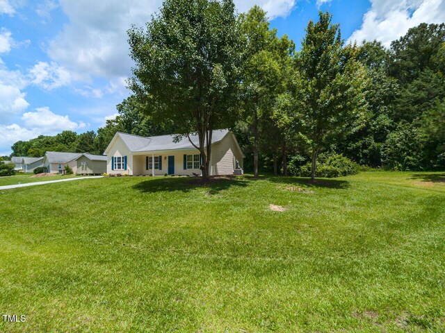 381 Gray Ghost Ln, Benson, NC 27504 - ranch-style home with a front lawn