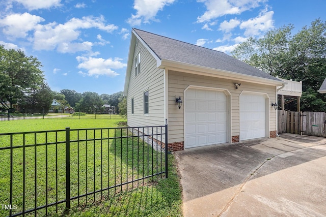 3913 Littlefield Ct, Raleigh, NC 27606 - view of side of home with a shingled roof and a garage