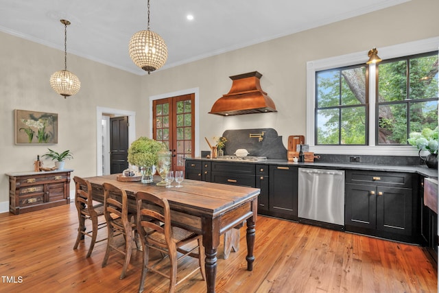 210 E Trinity Ave, Durham, NC 27701 - dining room with light wood-style floors, ornamental molding, a chandelier, and recessed lighting