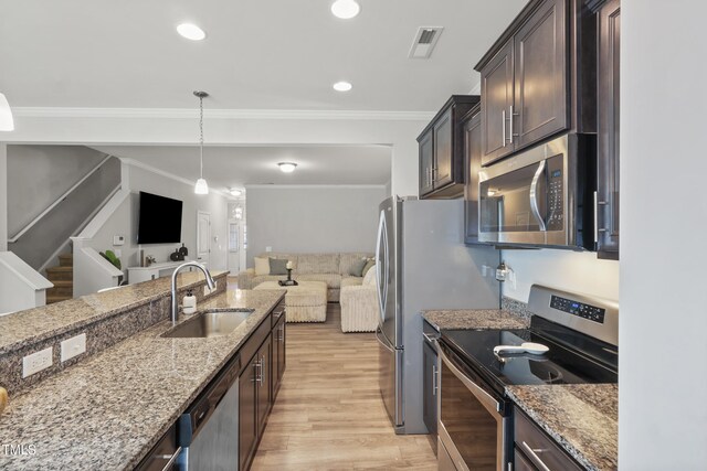 136 Thornhill Dr, Burlington, NC 27215 - photo 8