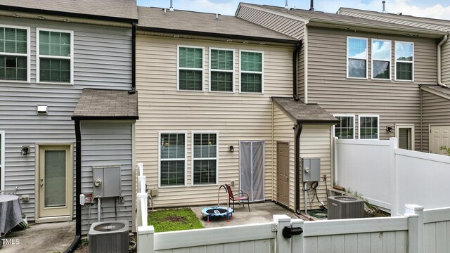 136 Thornhill Dr, Burlington, NC 27215 - photo 24