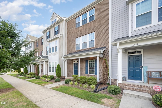 6107 Kayton St, Raleigh, NC 27616 - photo 1