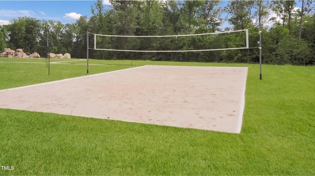 2539 Kasota Ln, Raleigh, NC 27610 - view of community featuring volleyball court and a lawn