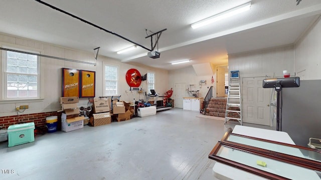 604 Hillcrest Pl, Goldsboro, NC 27534 - garage with a garage door opener