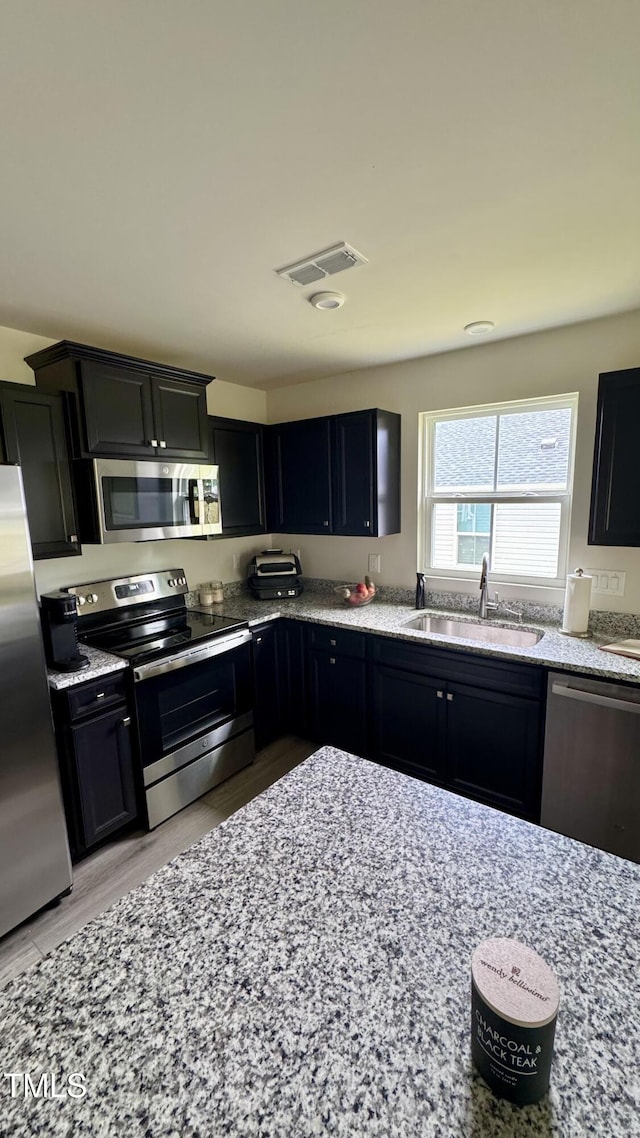 8680 Kenridge Ln, Fuquay Varina, NC 27526 - photo 7
