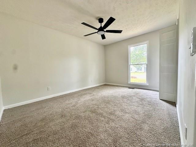 162 E Twelve Oaks Rd, Raeford, NC 28376 - photo 33