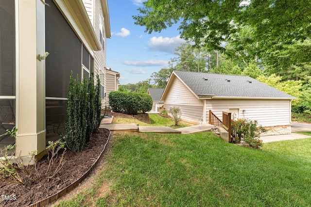 100 Tobacco Leaf Ln, Apex, NC 27502 - view of green lawn