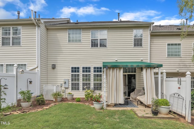 12227 Orchardgrass Ln, Raleigh, NC 27614 - back of property