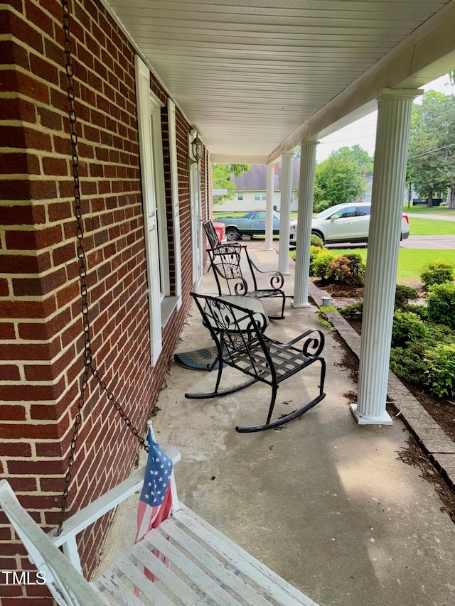 410 High St, Norlina, NC 27563 - view of covered porch
