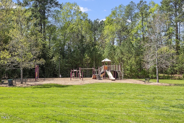 500 Weaver Mine Trl, Chapel Hill, NC 27517 - communal playground with a yard