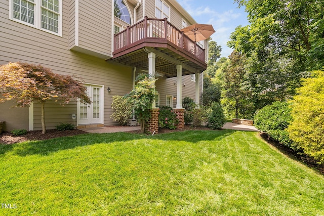 315 Birdwood Ct, Cary, NC 27519 - view of green lawn featuring a deck