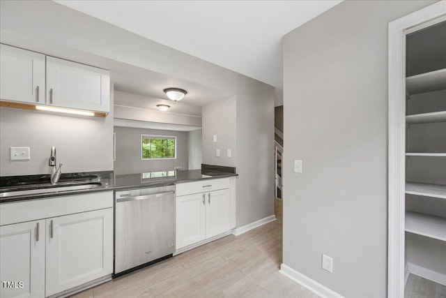6202 Dixon Dr, Raleigh, NC 27609 - photo 5