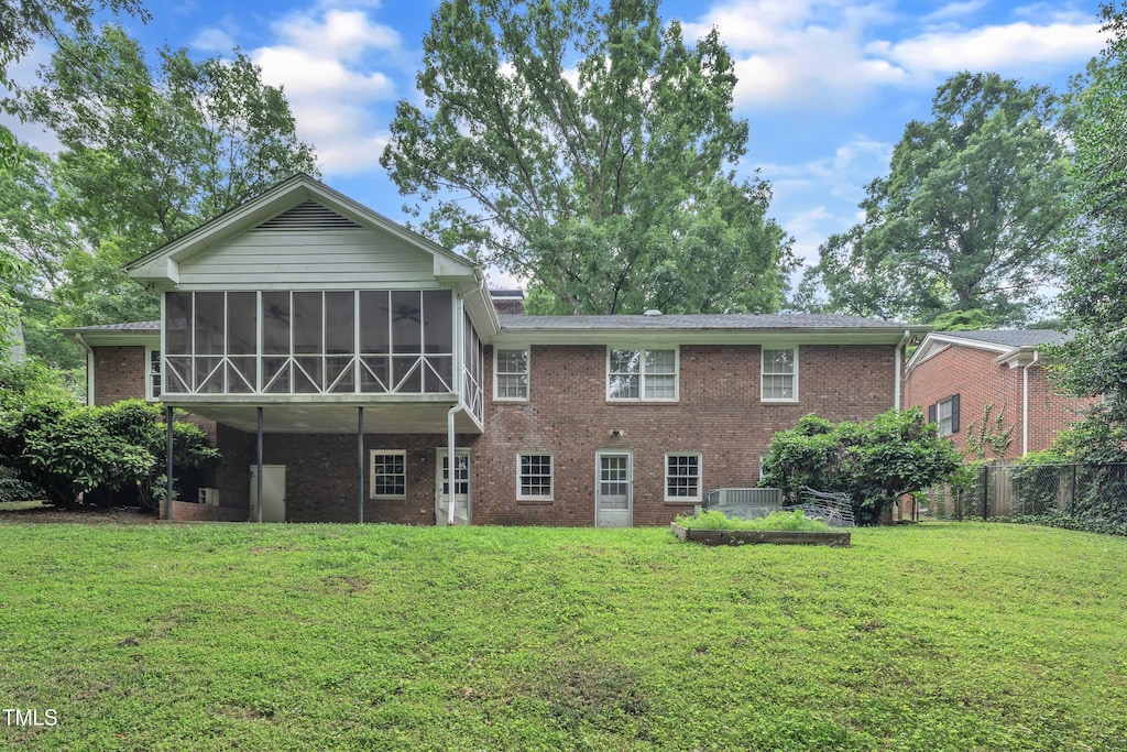 3304 Redbud Ln, Raleigh, NC 27607