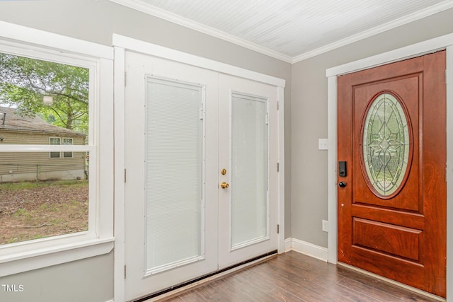 1401 Robinhood Rd, Durham, NC 27701 - entryway featuring dark wood finished floors and ornamental molding