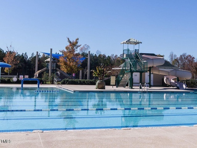 8 Pin Tail Ct, Pittsboro, NC 27312 - community pool with a water slide