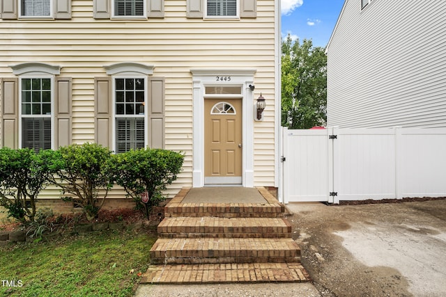 2445 Sapphire Valley Dr, Raleigh, NC 27604 - photo 2