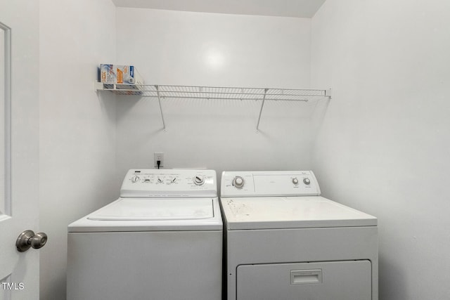 86 Basswood Cir, Willow Springs, NC 27592 - laundry room with independent washer and dryer