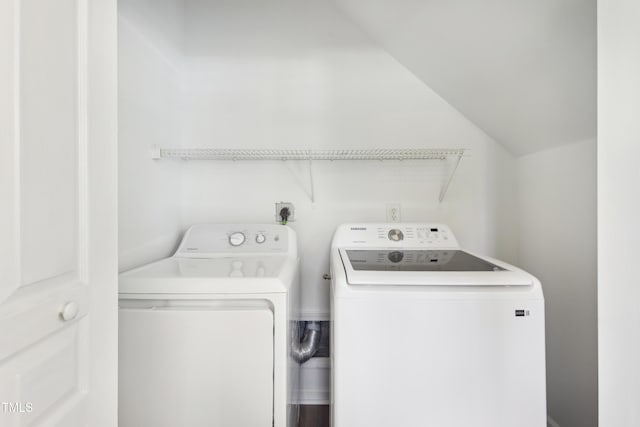 15 Canary Ct, Durham, NC 27713 - laundry room featuring independent washer and dryer