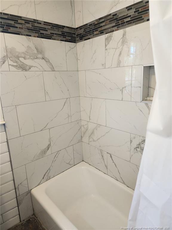 805 Perley St, Fayetteville, NC 28305 - full bath with shower / bath combination with curtain
