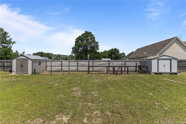 2720 Daniel Boone Ln, Hope Mills, NC 28348 - fenced backyard featuring a shed