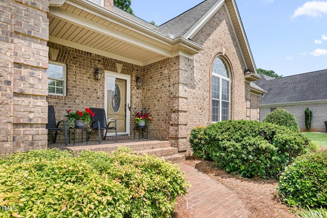 412 Whitt Ave, Burlington, NC 27215 - entrance to property featuring brick siding