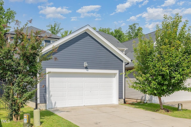 442 Granite Mill Blvd, Chapel Hill, NC 27516 - garage with driveway