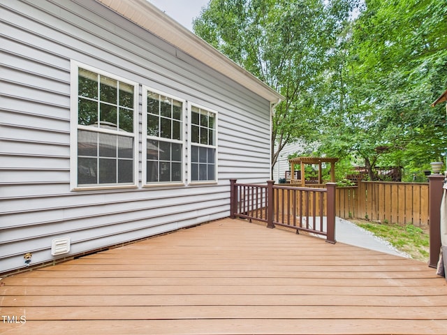 7501 Montibillo Pkwy, Durham, NC 27713 - view of wooden deck