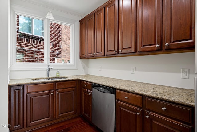 400 W Rosemary St Unit 114, Chapel Hill, NC 27516 - kitchen with dishwasher, dark wood-style floors, and pendant lighting