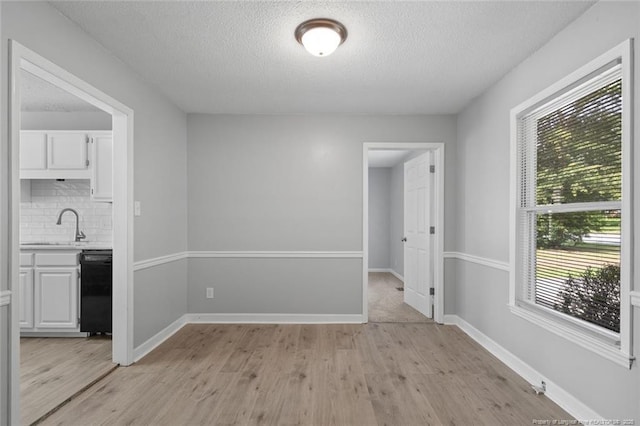 2109 Lothbury Dr, Fayetteville, NC 28304 - photo 7