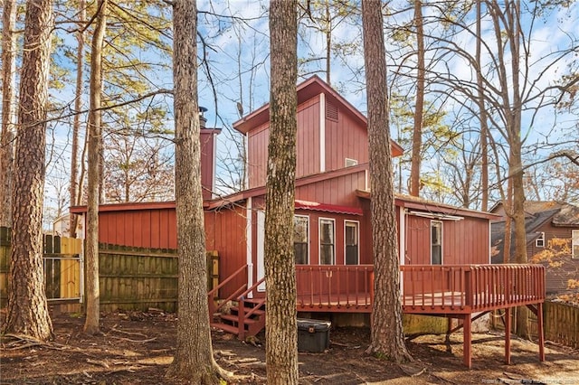 329 Whipple Tree Ln, Fayetteville, NC 28314 - back of property featuring a deck
