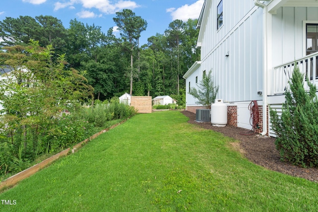 5107 Overhill St, Raleigh, NC 27603 - view of grassy yard